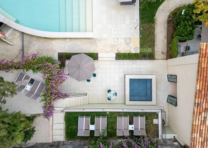 Апартаменти Rambaldi Casa Nr 4 *